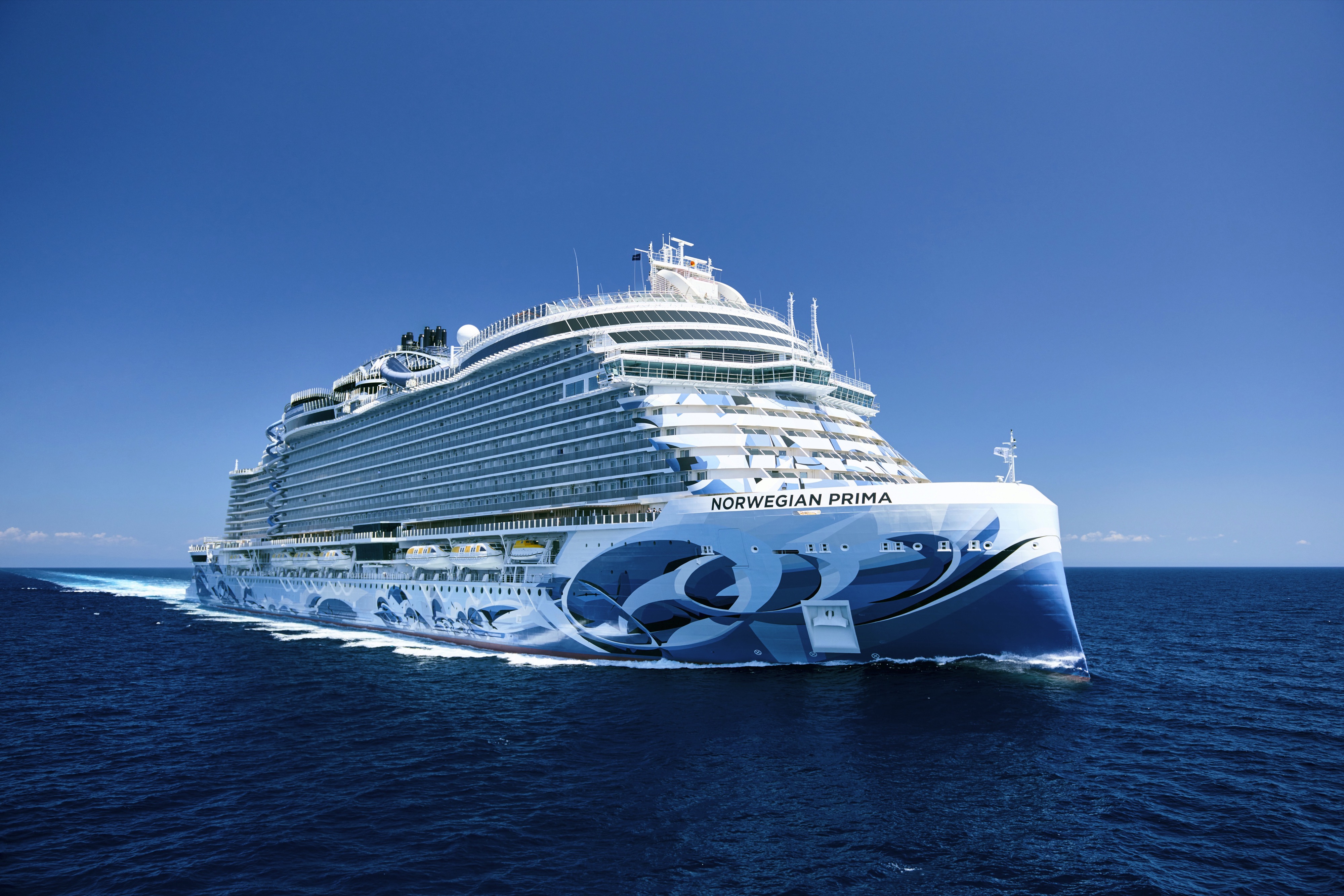 Norwegian Prima: Ship exterior